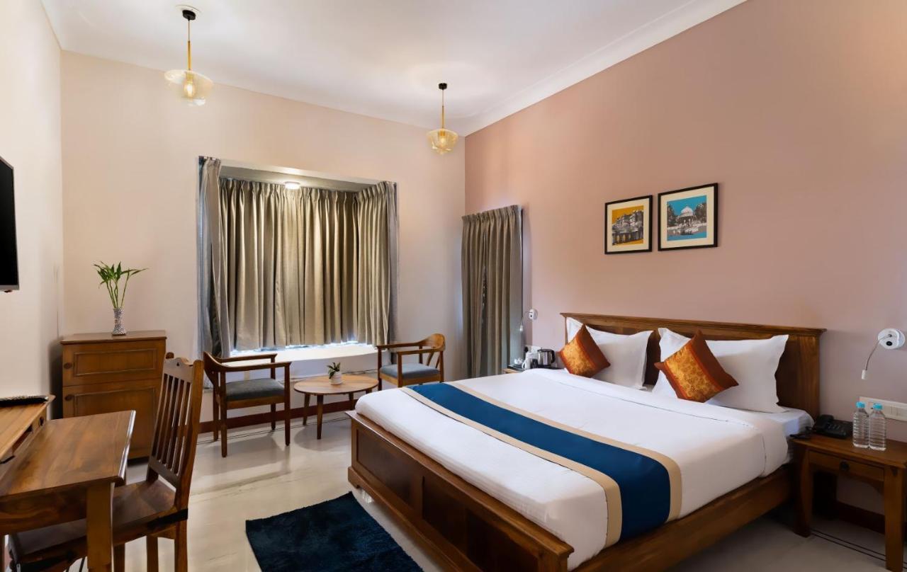Dheergarh Palace Udaipur Buitenkant foto