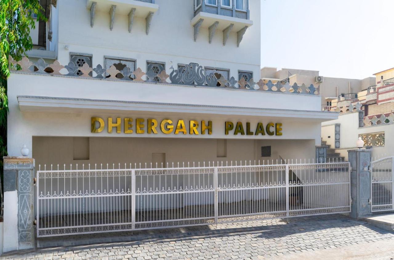 Dheergarh Palace Udaipur Buitenkant foto