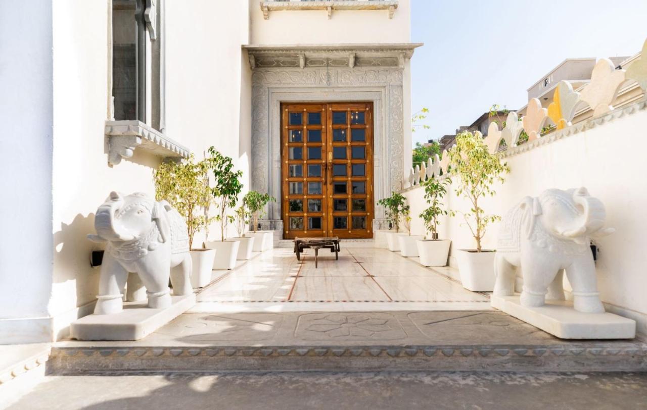Dheergarh Palace Udaipur Buitenkant foto