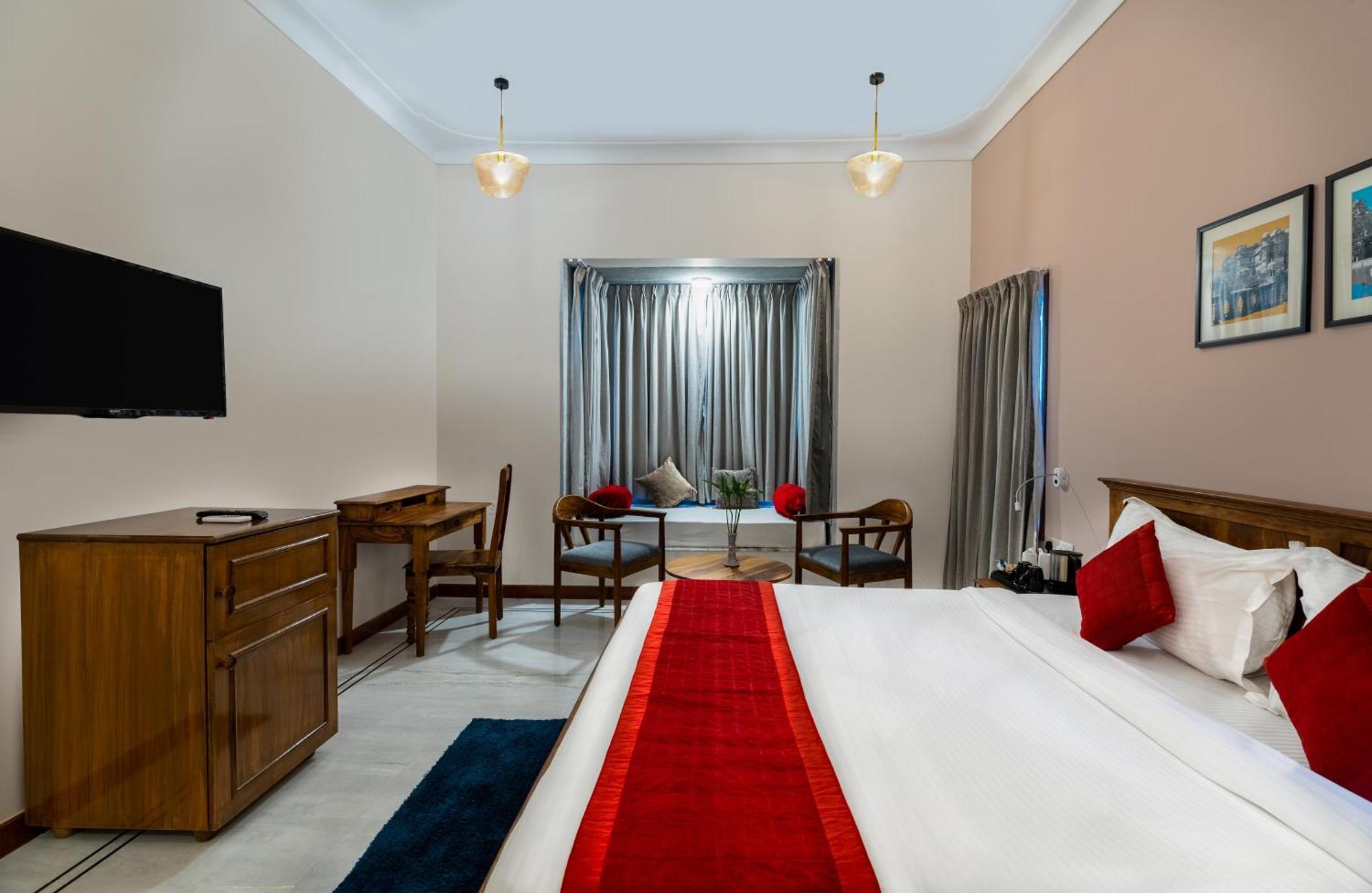 Dheergarh Palace Udaipur Buitenkant foto